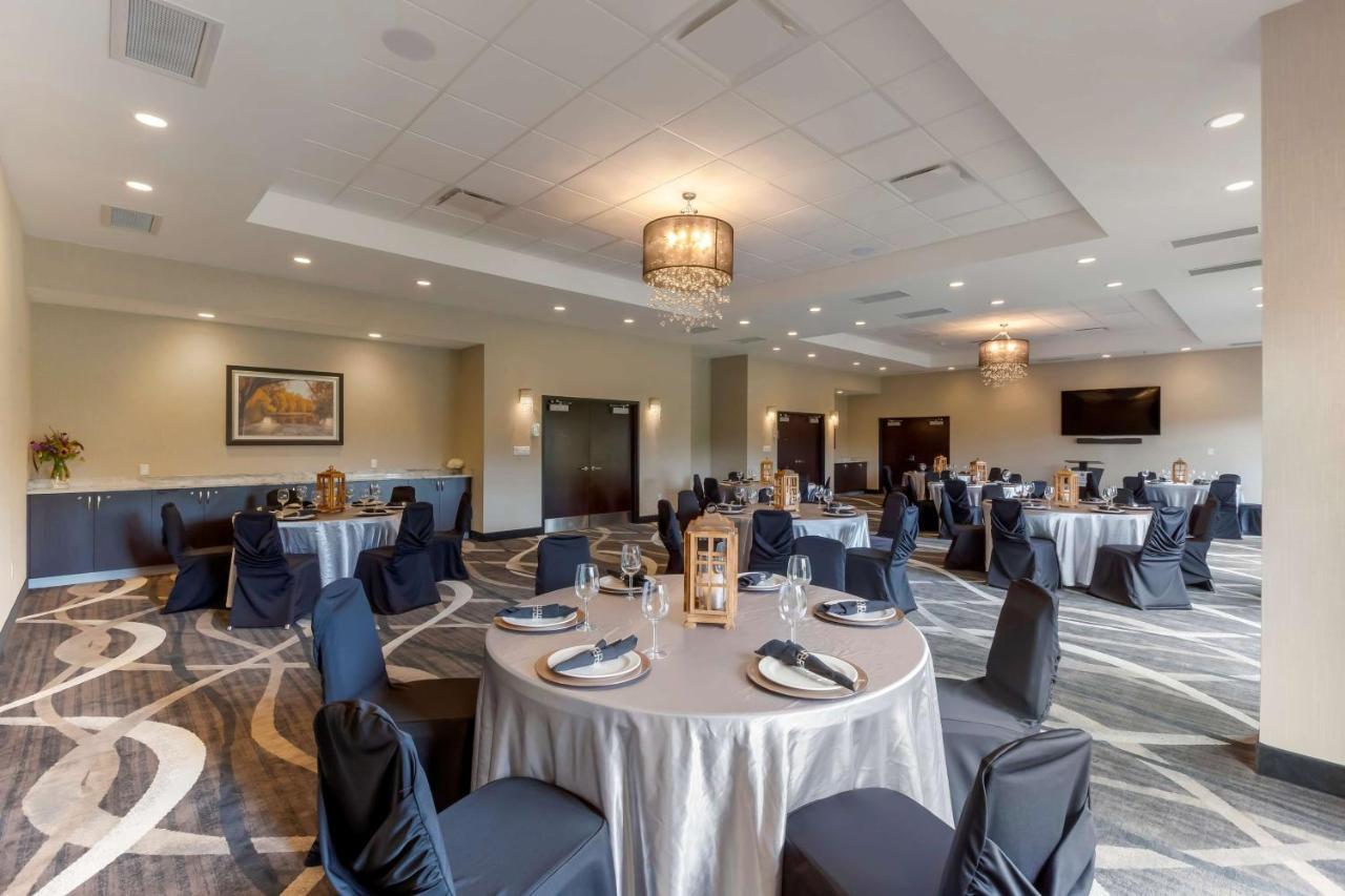 Best Western Premier Northwood Hotel Timmins Exterior foto